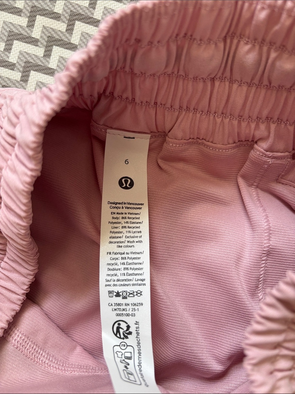 LULULEMON HOTTY HOT HR SHORTS 4” in PINK HAZE SZ 6,8,10 NWT - Picture 6 of 11